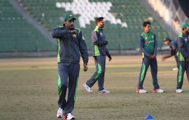 muhammad amir looks on as he takes part in a team practice session for the pakistan super league psl in lahore on december 24 2015 photo afp muhammad amir looks on as he takes part in a team practice session for the pakistan super league psl in lahore on december 24 2015 photo afp