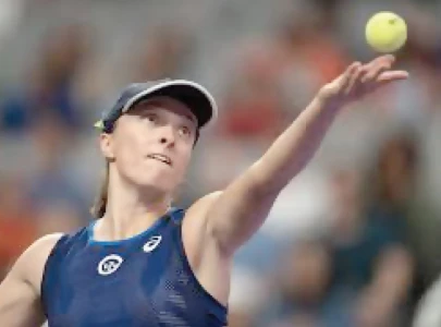 swiatek draws kenin in tough wimbledon opener