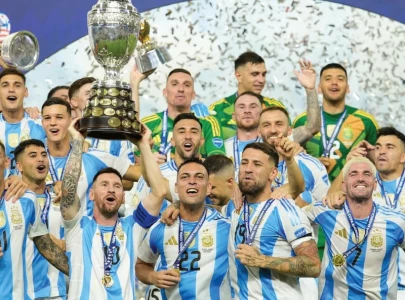 messi asks players to apologise for racial chant