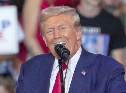 trump to visit north carolina amid growing scandal involving republican ally trump to visit north carolina amid growing scandal involving republican ally