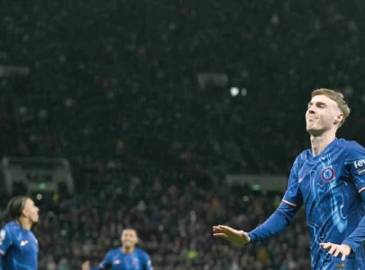 chelsea rise to 2nd spot after seven goal thriller