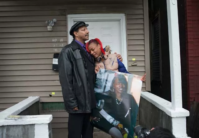 chicago il december 27 latonya jones the daughter of bettie jones gets comfort from her father garry mullen during a vigil to honor bettie a 55 year old mother of 5 on december 27 2015 in chicago illinois bettie jones was shot and killed yesterday at the front door of her home by police responding to a domestic dispute call made by her upstairs neighbor quintonio legrier was also killed by police during the incident the father of legrier a 19 year old college student who was home for the holidays called police when his son was being unruly in the family home police have said jones 039 s death was an accident photo afp chicago il december 27 latonya jones the daughter of bettie jones gets comfort from her father garry mullen during a vigil to honor bettie a 55 year old mother of 5 on december 27 2015 in chicago illinois bettie jones was shot and killed yesterday at the front door of her home by police responding to a domestic dispute call made by her upstairs neighbor quintonio legrier was also killed by police during the incident the father of legrier a 19 year old college student who was home for the holidays called police when his son was being unruly in the family home police have said jones 039 s death was an accident photo afp