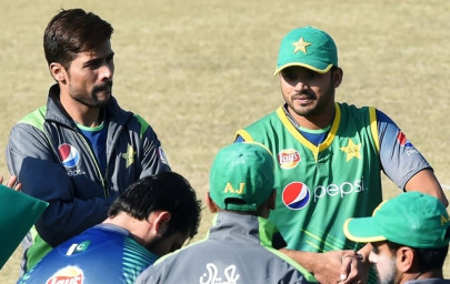 court clears amir s path to return to pakistan team court clears amir s path to return to pakistan team
