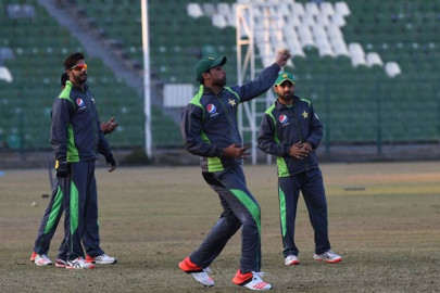 pakistan cricket mired in threefold controversy