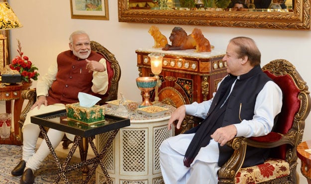 prime minister nawaz sharif with his indian counterpart in a meeting on december 25 2015 photo pid