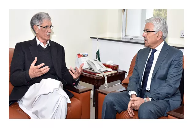 water and power minister khuwaja asif in a meeting with pervez khattak cm kpk photo inp water and power minister khuwaja asif in a meeting with pervez khattak cm kpk photo inp