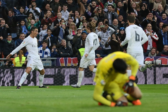 ronaldo double saves benitez ronaldo double saves benitez