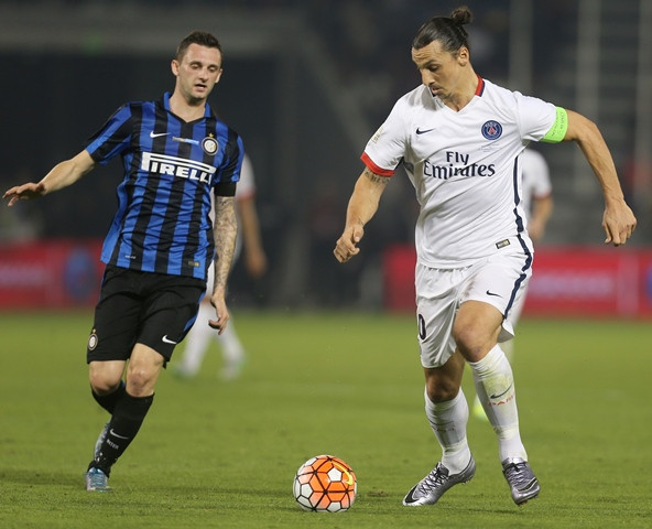 psg end 2015 with victory against inter in qatar
