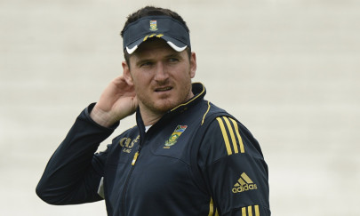 graeme smith called up to help south africa