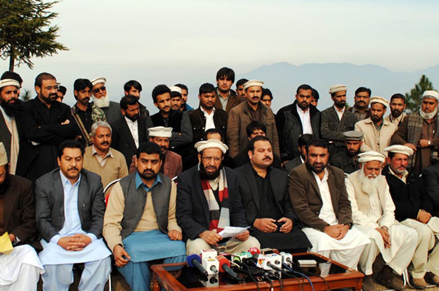 federal minister for religious affairs sardar muhammad yousaf and parliamentarians of hazara region seen during a joint press conference regarding hazara province photo online