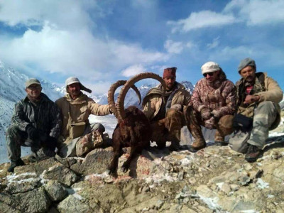 lahore resident claims 53 inch ibex trophy lahore resident claims 53 inch ibex trophy