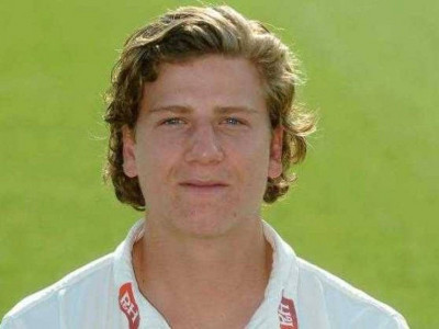sussex bowler hobden dies aged 22 ecb