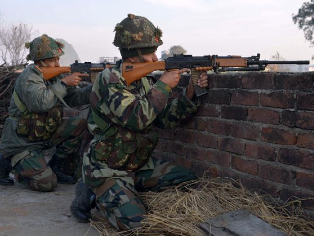 indian army soldiers take up position on the perimeter of an airforce base in pathankot on january 3 2016 photo af