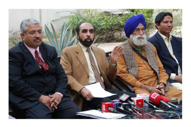 evacuee trust property board etpb chairman siddiqul farooq addressing a press conference photo express evacuee trust property board etpb chairman siddiqul farooq addressing a press conference photo express
