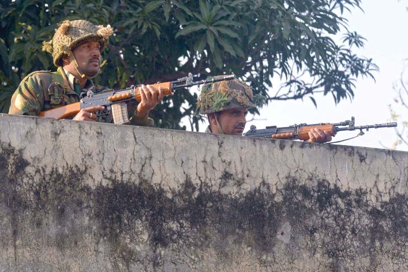 indian soldiers take up positions at the pathankot air base photo afp