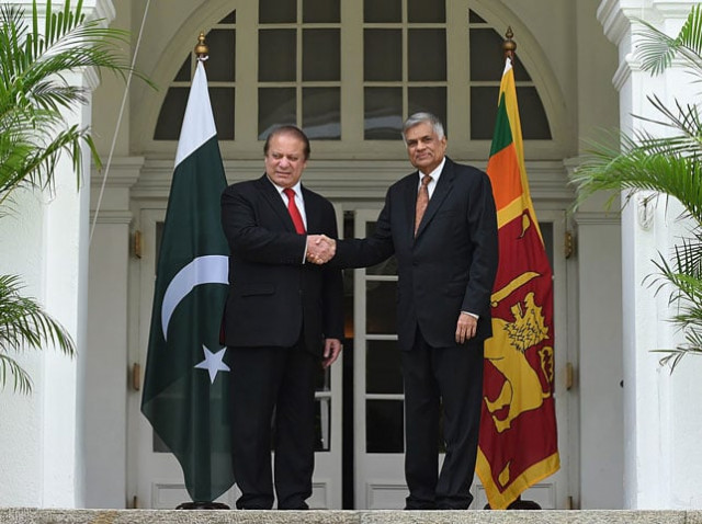 pakistani prime minister nawaz sharif l shakes hands with sri lankan prime minister ranil wickremesinghe in colombo on january 5 2016 photo afp pakistani prime minister nawaz sharif l shakes hands with sri lankan prime minister ranil wickremesinghe in colombo on january 5 2016 photo afp