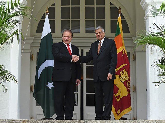 pakistani prime minister nawaz sharif l shakes hands with sri lankan prime minister ranil wickremesinghe in colombo on january 5 2016 photo afp