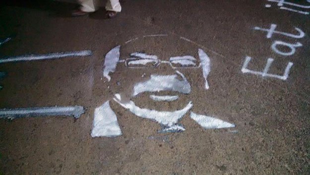 the team spray painted sindh chief minister qaim ali shah s face on the roads to bring attention to unattended issues around the city photo facebook