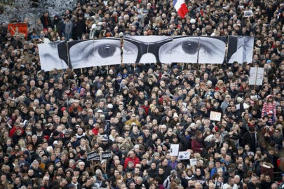 a year after je suis charlie a divided france struggles