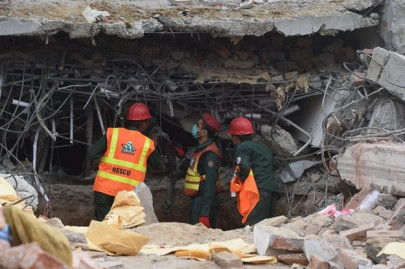 one dead 30 injured as factory roof collapses in gujranwala
