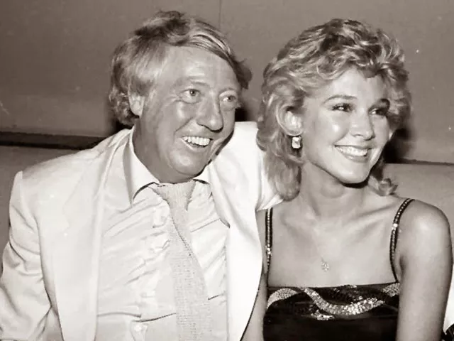 his robert stigwood organisation promoted artists such as mick jagger david bowie and rod stewart photo talkingaustralian blogspot his robert stigwood organisation promoted artists such as mick jagger david bowie and rod stewart photo talkingaustralian blogspot