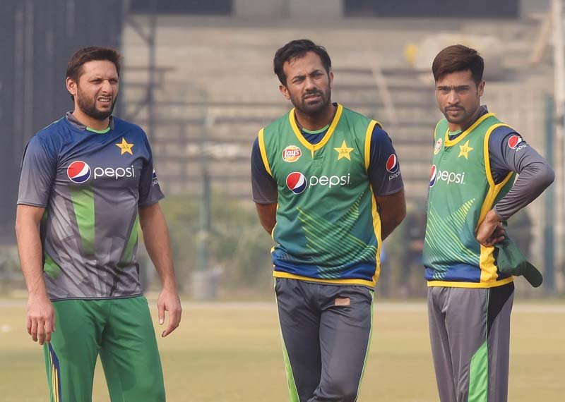 afridi reiterated his support for amir who is back in the national fold after serving his punishment for being involved in the 2010 spot fixing scandal photo afp