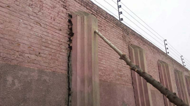 prison in a dilapidated condition causing fear among inmates photos courtesy syed noman shah prison in a dilapidated condition causing fear among inmates photos courtesy syed noman shah