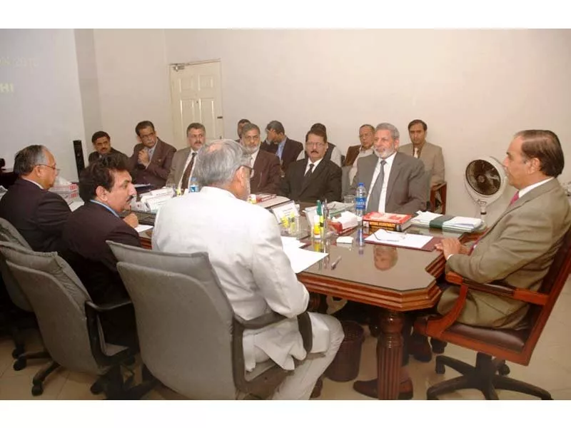 nab chairperson qamar zaman chaudhry visited nab karachi offices on friday and was given a briefing on the bureau s performance during 2015 photo press release nab chairperson qamar zaman chaudhry visited nab karachi offices on friday and was given a briefing on the bureau s performance during 2015 photo press release