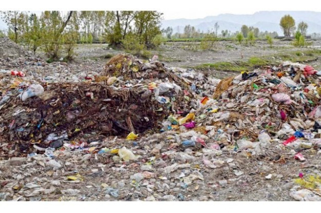 open dumps expose citizens to multiple health hazards ecosystem affected photo fazal khaliq express open dumps expose citizens to multiple health hazards ecosystem affected photo fazal khaliq express