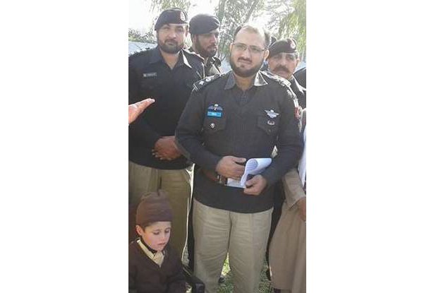 dpo wahid mahmood briefing the media in his office after the recovery photo express