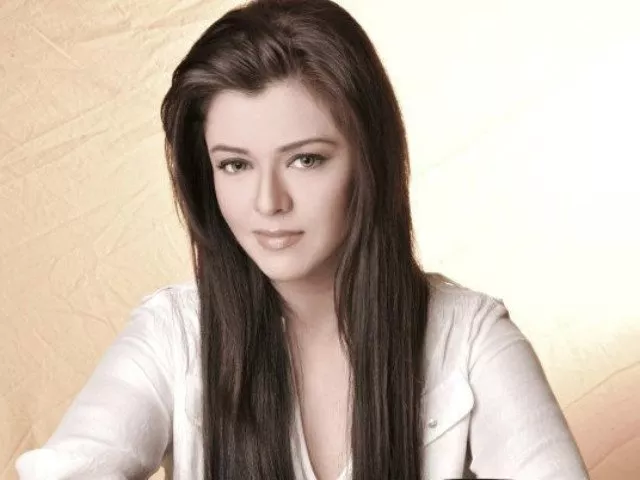 renowned tv actress is currently in mumbai to finalise some acting projects photo movies sulekha renowned tv actress is currently in mumbai to finalise some acting projects photo movies sulekha