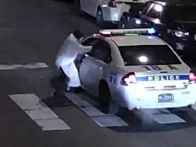 philadelphia police probe possible extremist ties in police shooting