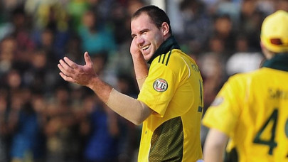 hastings replaces rested marsh in brisbane odi