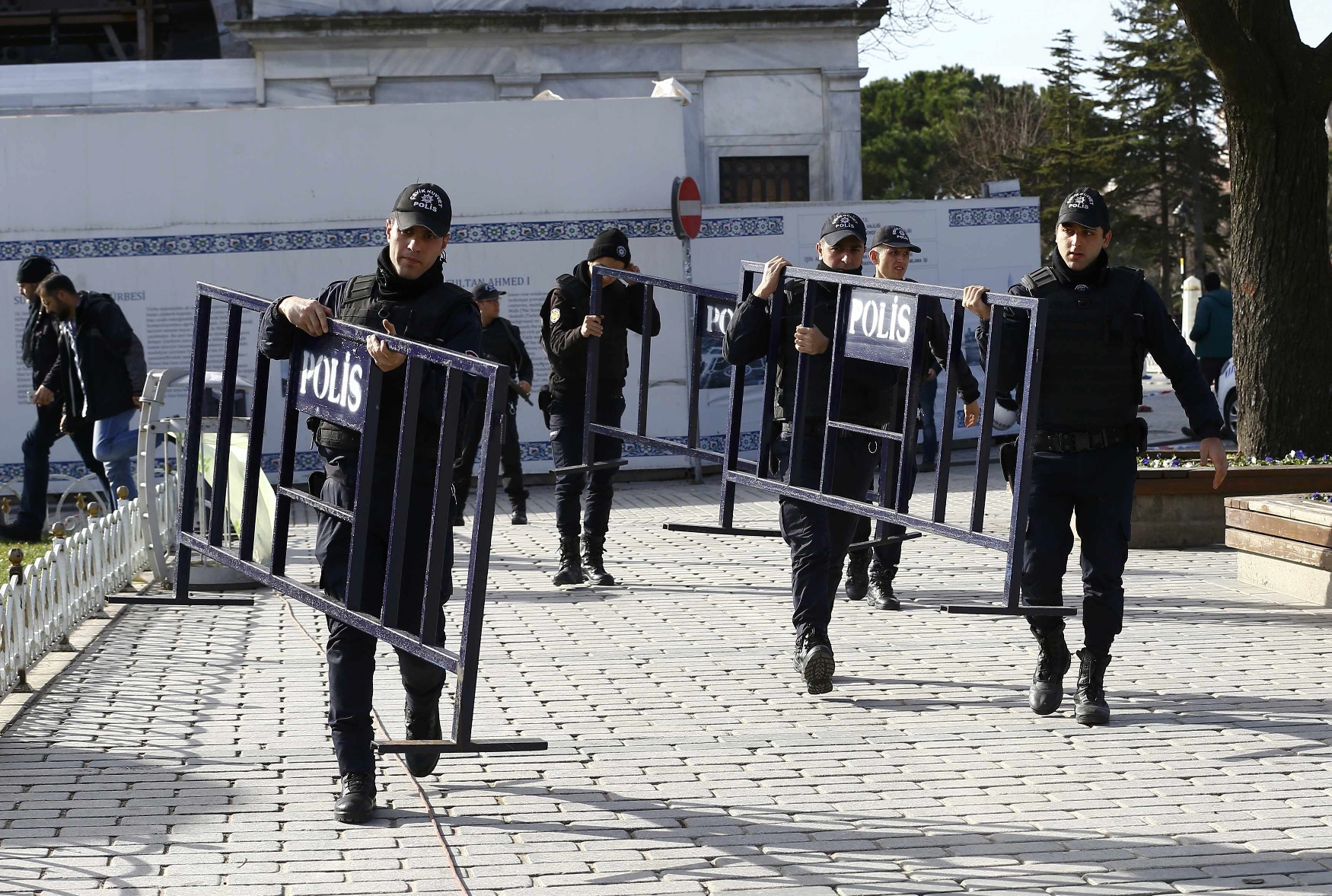 police secure the area after an explosion in central istanbul turkey january 12 2016 photo reuters