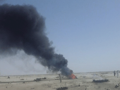 iranian fighter jet crashes 2 pilots dead iranian fighter jet crashes 2 pilots dead