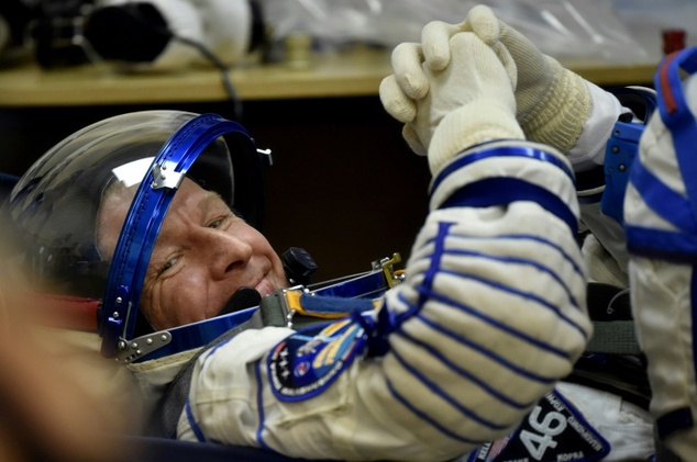 britain 039 s astronaut tim peake pictured on december 15 2015 will make his first spacewalk under cover of darkness photo afp