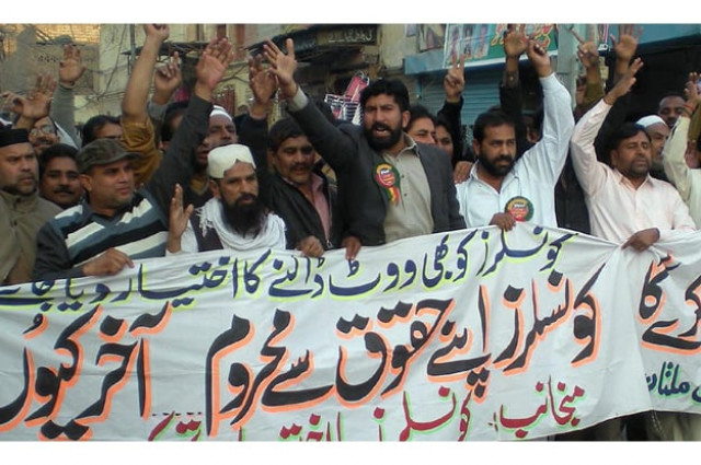 hundreds of protesters held a demonstration to press for their demands under the punjab ba ikhtiyaar councilors tehreek photo express hundreds of protesters held a demonstration to press for their demands under the punjab ba ikhtiyaar councilors tehreek photo express