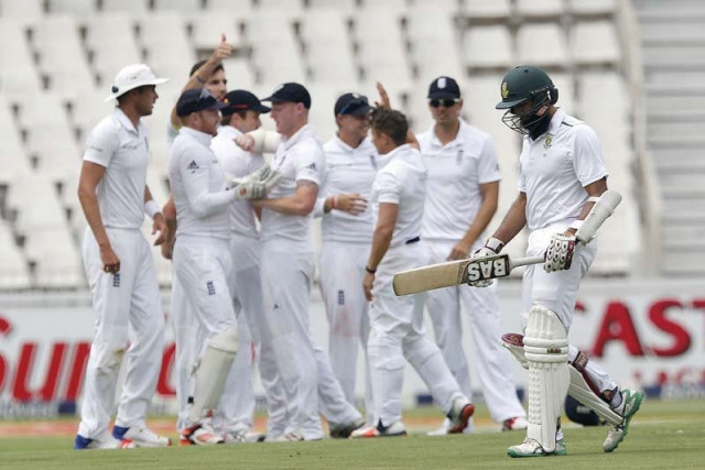 amla would be disappointed at getting out for 40 albeit off a scorcher from finn after doing all the hard work and getting set photo afp