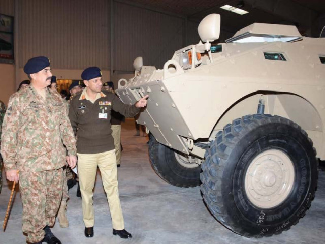 gen raheel inspects an apc at the heavy mechanical complex photo pr gen raheel inspects an apc at the heavy mechanical complex photo pr