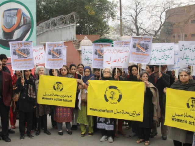 the protesters stage a demonstration photo abiz nawaz express the protesters stage a demonstration photo abiz nawaz express