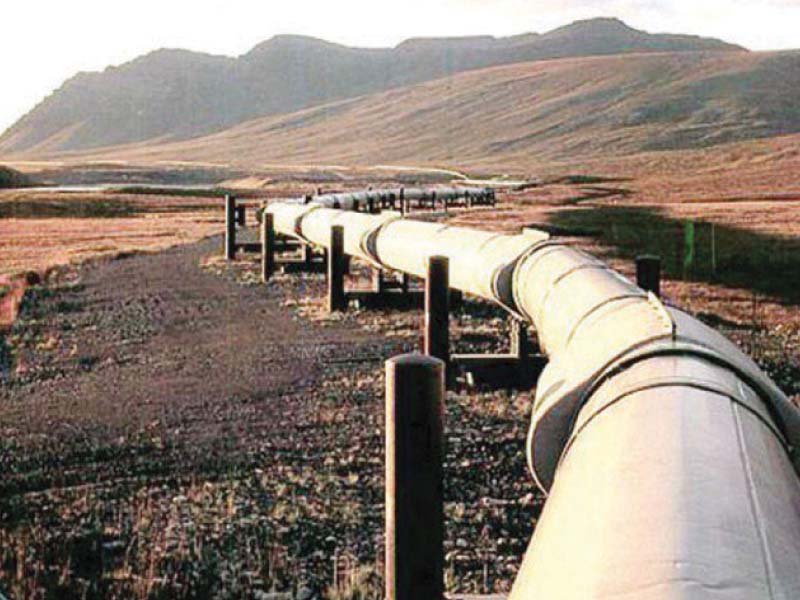 1 100 kilometre pipeline from karachi to lahore with russian investment worth 2 billion would be built photo file