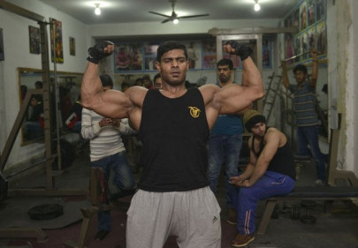 mr musclemania s dilemma abandon his passion or pakistan