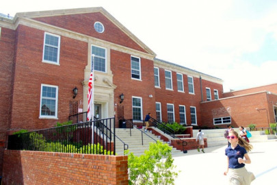 two students expelled from us school for sending bomb threat from muslim student s email account two students expelled from us school for sending bomb threat from muslim student s email account