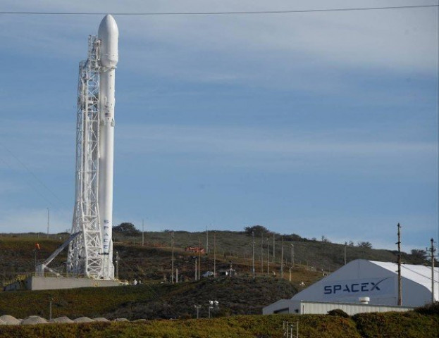 a successful ocean landing would have marked a second milestone for spacex a month after it nailed a spaceflight first with a successful ground landing in florida photo reuters a successful ocean landing would have marked a second milestone for spacex a month after it nailed a spaceflight first with a successful ground landing in florida photo reuters