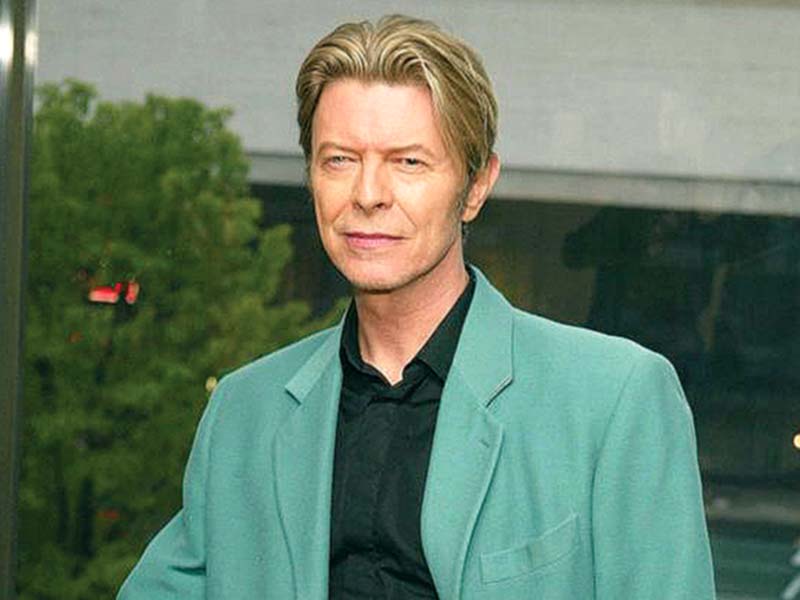 bowie not only scored his first american chart topper but also became one of the rare artists to have two albums in the top five simultaneously photo file