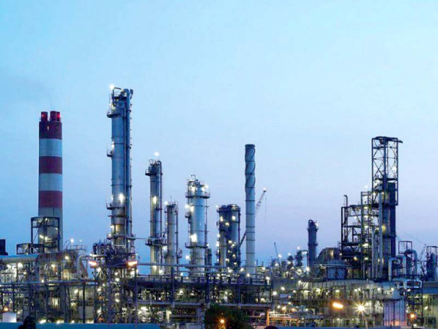 the petroleum ministry has recommended pakistan to continue maintaining its existing 60 shareholding in parco photo file the petroleum ministry has recommended pakistan to continue maintaining its existing 60 shareholding in parco photo file