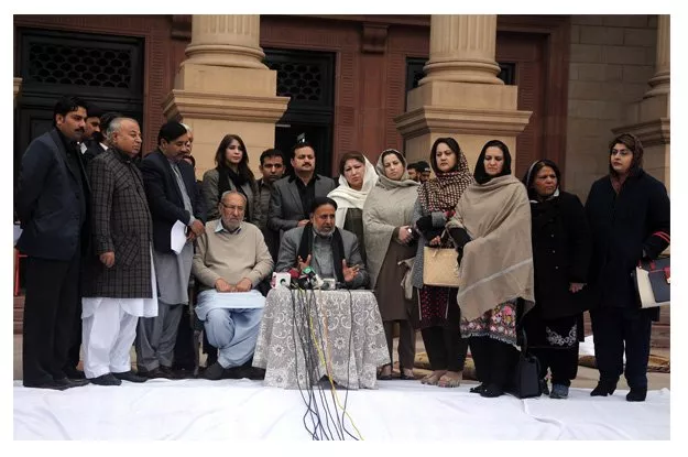 leader of opposition mian mehmoodur rasheed addressing a press conference photo express leader of opposition mian mehmoodur rasheed addressing a press conference photo express