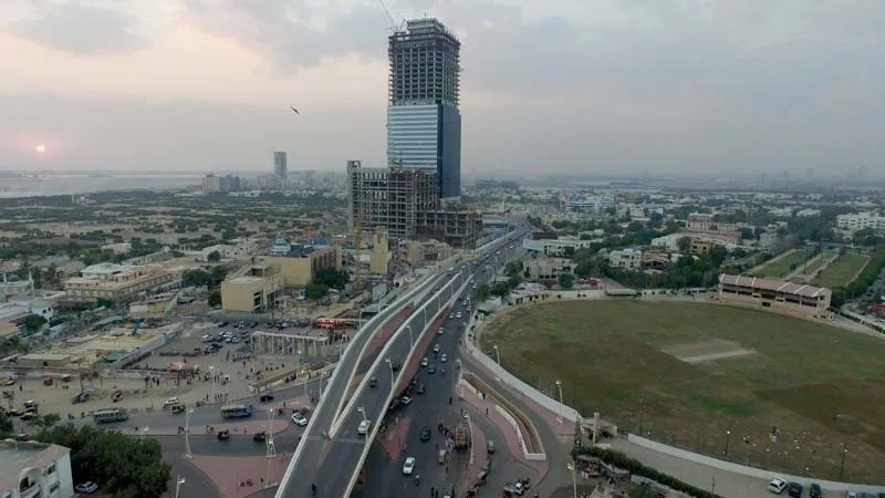 a view of under construction 62 storey building of bahria town at shahrah e firdousi in clifton karachi photo pr a view of under construction 62 storey building of bahria town at shahrah e firdousi in clifton karachi photo pr
