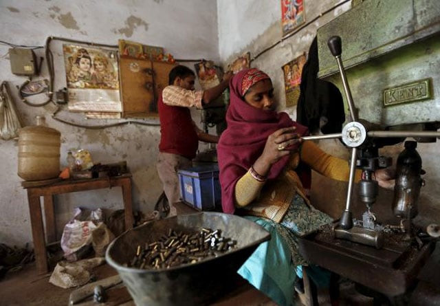 workers make auto parts inside a workshop in faridabad india on december 24 2015 photo reuters workers make auto parts inside a workshop in faridabad india on december 24 2015 photo reuters