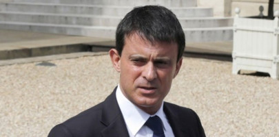 french pm says refugee crisis threatening idea of eu bbc